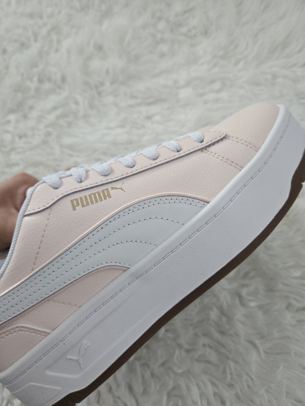 PUMA Smash Platform V3 Sneaker. Size 7. New. - Picture 4 of 7